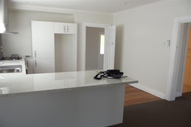 Photo of property in 83 Young Street, New Plymouth, 4310