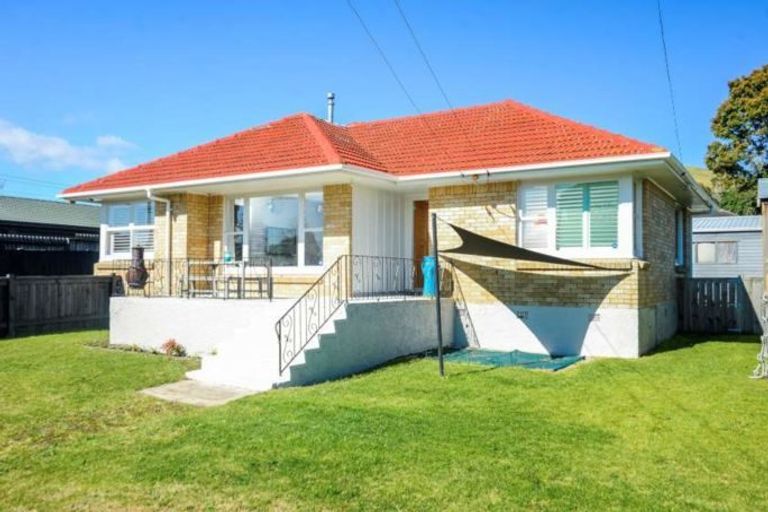 Photo of property in 59 Mcintyre Road, Mangere Bridge, Auckland, 2022