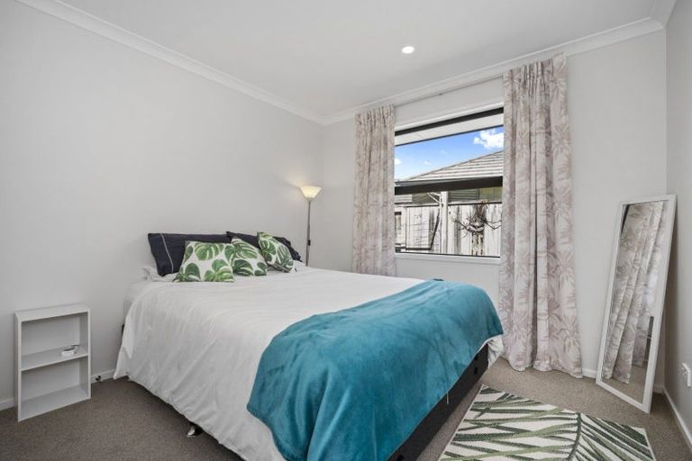 Photo of property in 11 Lakeside Terrace, Omokoroa, 3114