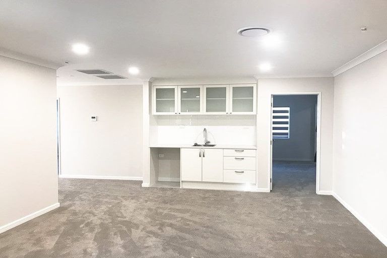 Photo of property in 8 Drover Close, Flat Bush, Auckland, 2019