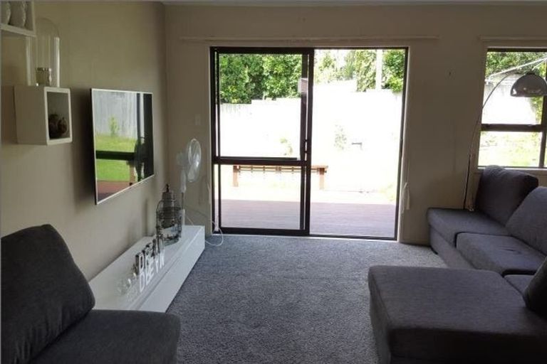 Photo of property in 2/83 Salisbury Road, Birkdale, Auckland, 0626