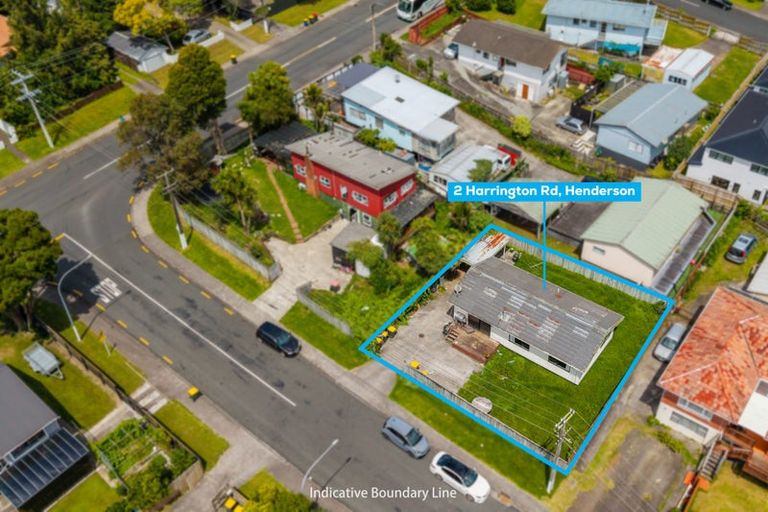 Photo of property in 2 Harrington Road, Henderson, Auckland, 0610
