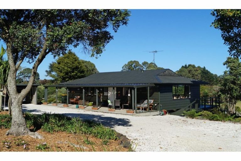 Photo of property in 167 Wymer Road, Glenbrook, Waiuku, 2681