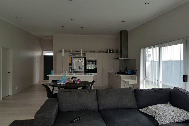 Photo of property in 67 Costa Viva Crescent, Karaka, Papakura, 2113