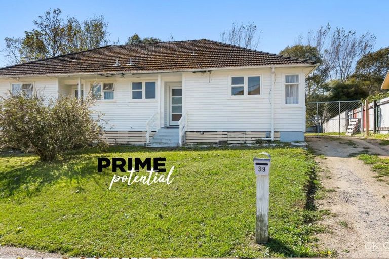 Photo of property in 39 Prouse Crescent, Naenae, Lower Hutt, 5011