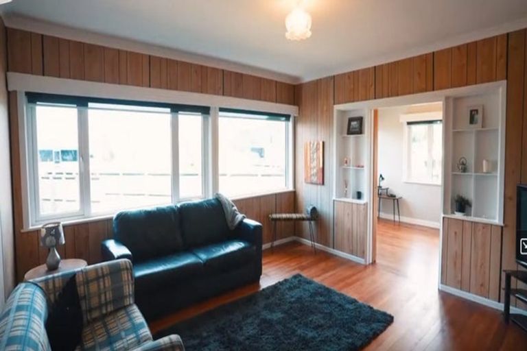 Photo of property in 7 Sylvan Avenue, Northcote, Auckland, 0627