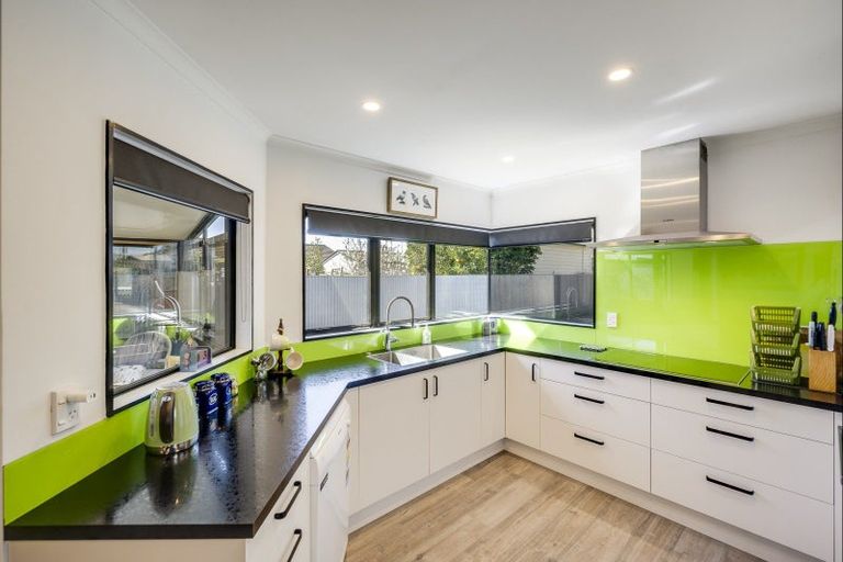 Photo of property in 104a Terrace Road, Parkvale, Hastings, 4122