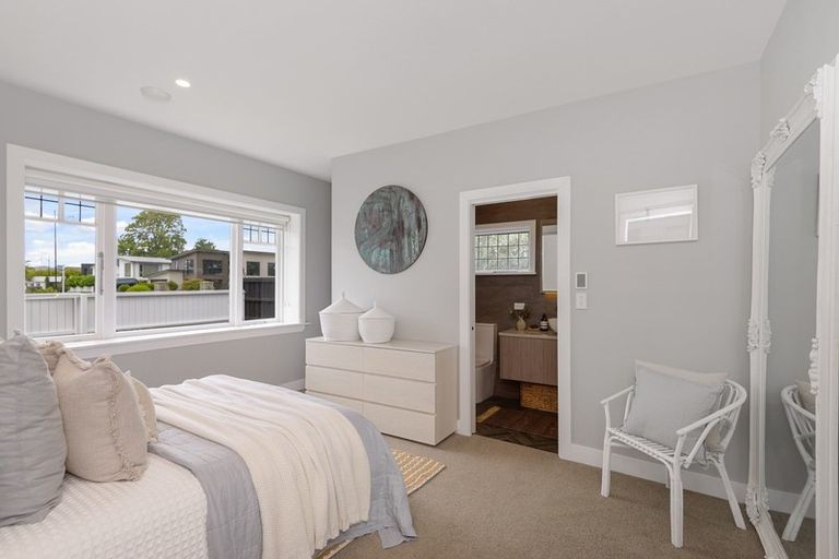 Photo of property in 45 Paparoa Street, Papanui, Christchurch, 8053