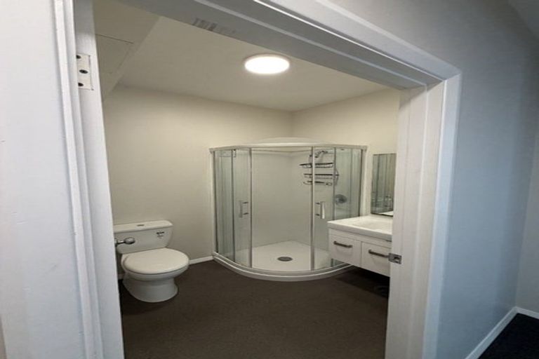 Photo of property in 4a Easdale Street, Kelburn, Wellington, 6012