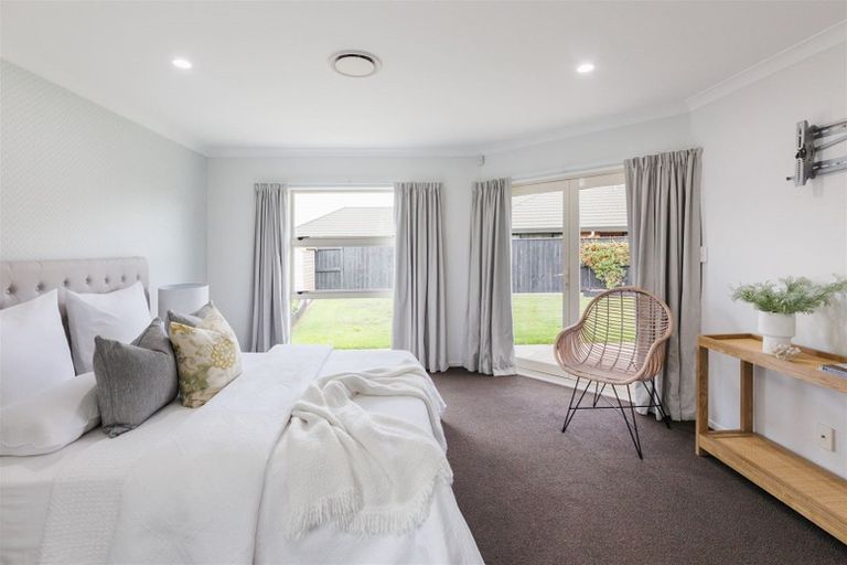 Photo of property in 3 Masefield Terrace, Kelvin Grove, Palmerston North, 4414