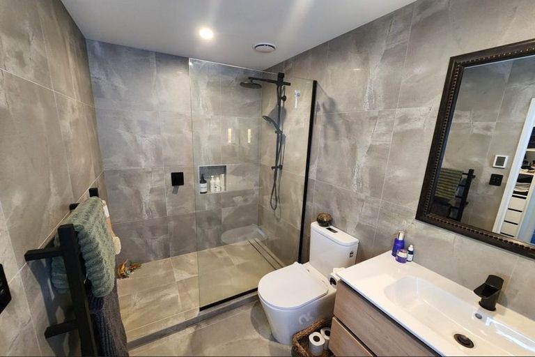 Photo of property in 20 Isleworth Road, Bishopdale, Christchurch, 8053