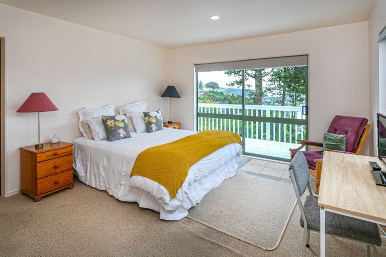 Photo of property in 2 Tairua Heights, Tairua, 3508