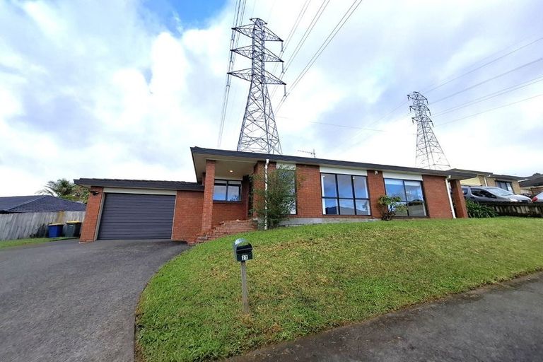 Photo of property in 27 Killygordon Place, Massey, Auckland, 0614