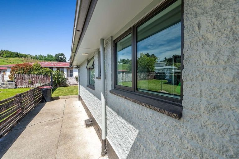 Photo of property in 83 Walker Crescent, East Gore, Gore, 9710