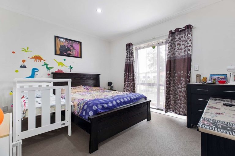 Photo of property in 24c/132 Stancombe Road, Flat Bush, Auckland, 2016