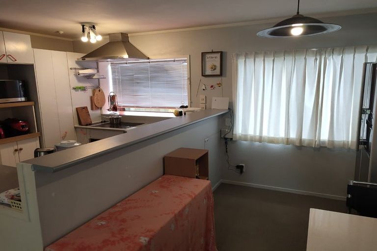 Photo of property in 2/11 Macleans Road, Bucklands Beach, Auckland, 2014