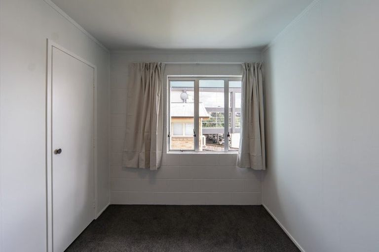 Photo of property in 3/2 Ruakiwi Road, Hamilton Lake, Hamilton, 3204