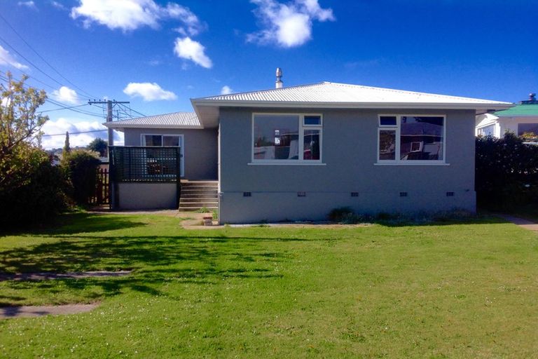 Photo of property in 52 Stuart Street, Holmes Hill, Oamaru, 9401