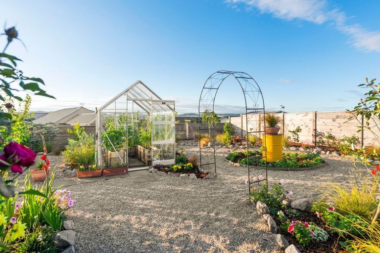 Photo of property in 7 Tuapapa Road, Wharewaka, Taupo, 3330