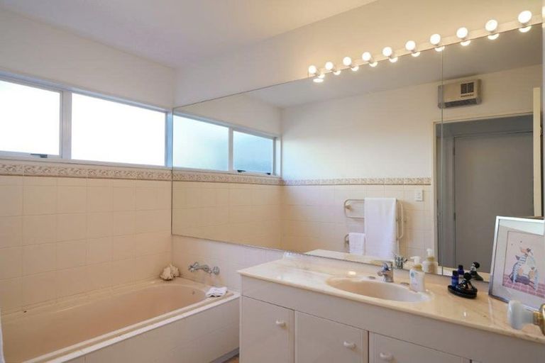 Photo of property in 114 Mccormacks Bay Road, Mount Pleasant, Christchurch, 8081
