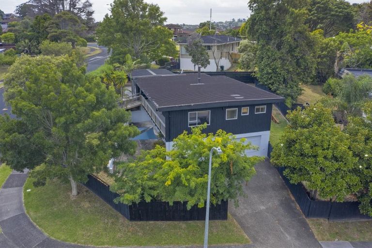 Photo of property in 6 Himalaya Drive, Half Moon Bay, Auckland, 2012