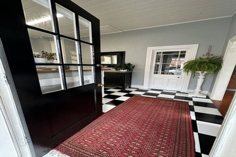 Photo of property in 98 Hatea Drive, Regent, Whangarei, 0112