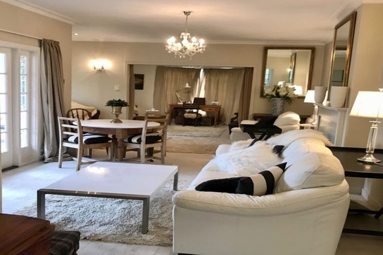 Photo of property in 36 Heriot Row, Dunedin Central, Dunedin, 9016