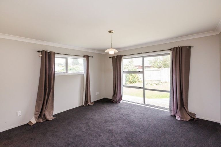 Photo of property in 15 Millbrook Place, Ashhurst, 4810