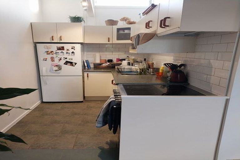 Photo of property in 85e Stottholm Road, Titirangi, Auckland, 0604