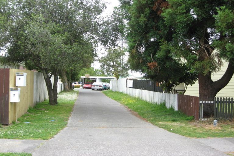 Photo of property in 9 Verner Place, Conifer Grove, Takanini, 2112