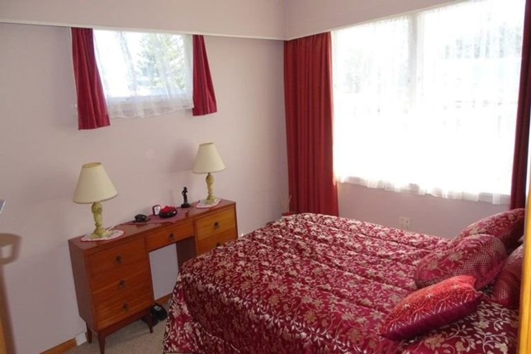 Photo of property in 18 Matai Street, Levin, 5510