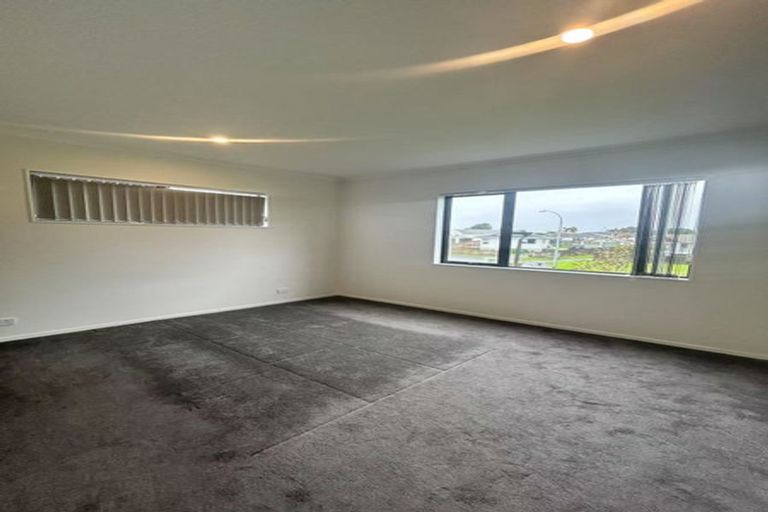 Photo of property in 15 Sealord Place, Manurewa, Auckland, 2102