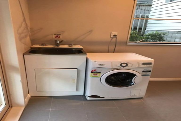 Photo of property in 58 Laurel Oak Drive, Schnapper Rock, Auckland, 0632