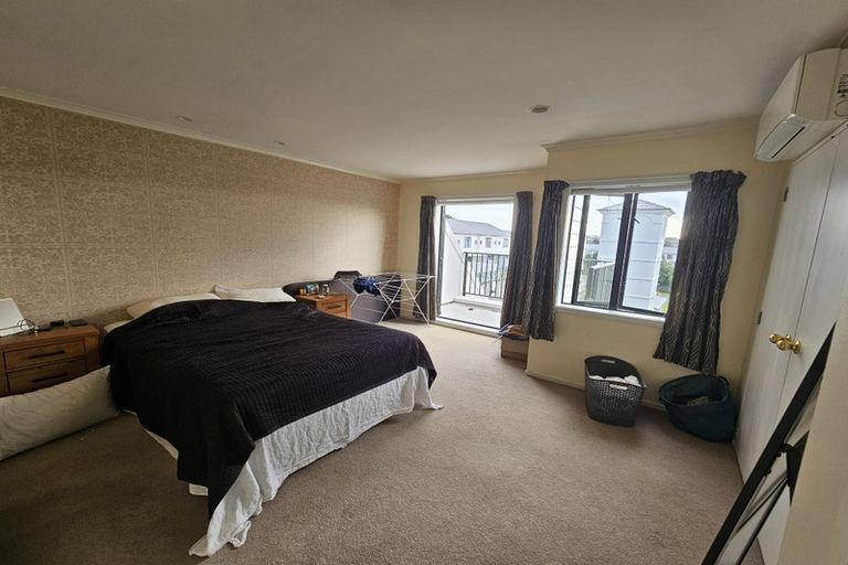Photo of property in Tuscany Towers, 30/1 Ambrico Place, New Lynn, Auckland, 0600