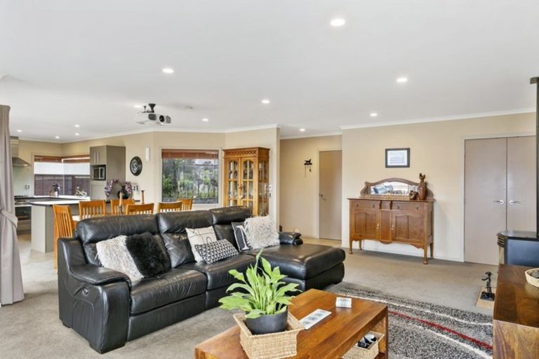 Photo of property in 12 Whetu Place, Nukuhau, Taupo, 3330