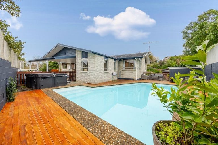 Photo of property in 60 Mchardy Street, Havelock North, 4130