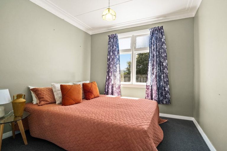 Photo of property in 8a Scotland Terrace, Green Island, Dunedin, 9018