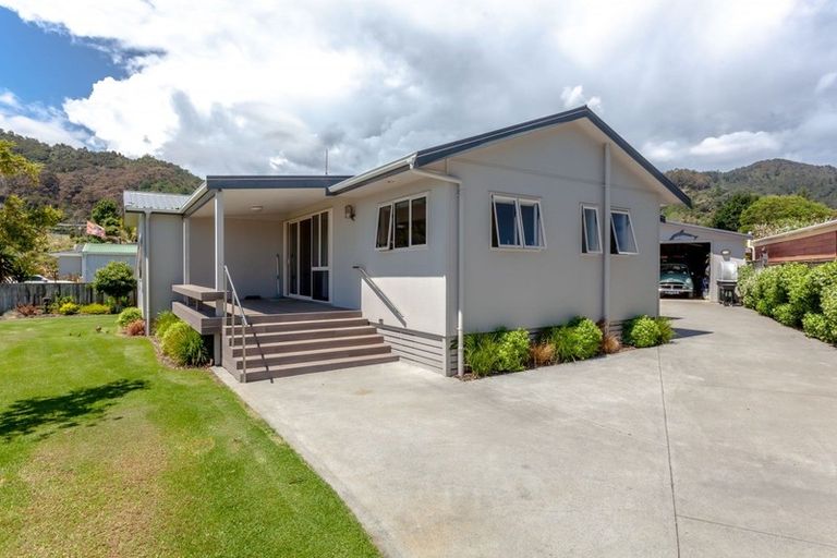 Photo of property in 40 Seaview Avenue, Te Puru, Thames, 3575