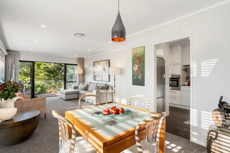 Photo of property in 1/17a Clematis Avenue, Murrays Bay, Auckland, 0630