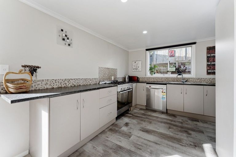 Photo of property in 35a Clearmont Crescent, Blagdon, New Plymouth, 4310