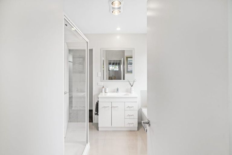 Photo of property in 49a Tauiwi Crescent, Hei Hei, Christchurch, 8042