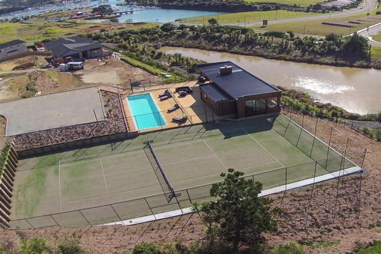 Photo of property in 55 Discovery Drive, Gulf Harbour, Whangaparaoa, 0930