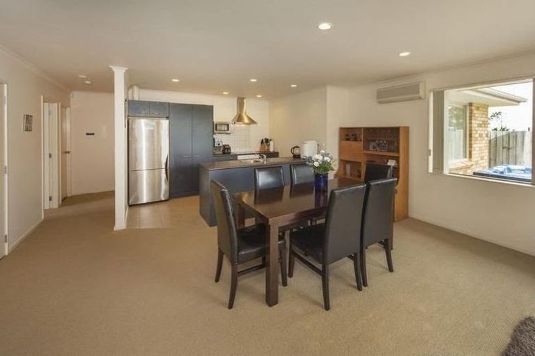 Photo of property in 27 Carol Lee Place, Albany Heights, Auckland, 0632