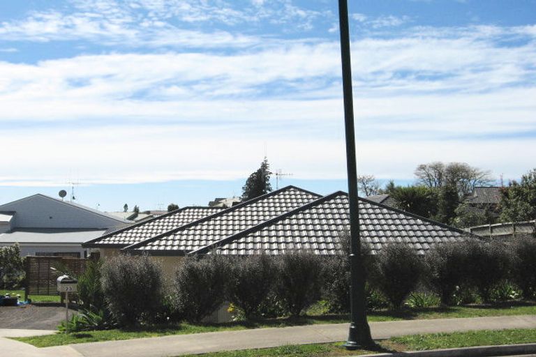 Photo of property in 23 Maddison Place, Welcome Bay, Tauranga, 3112