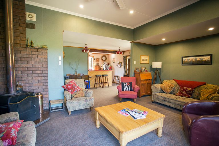 Photo of property in 2 Sussex Street, Weston, Oamaru, 9401