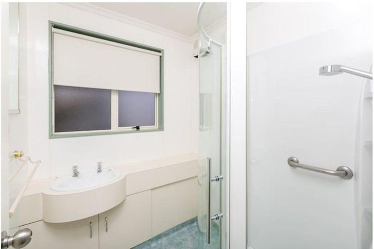 Photo of property in 10 Massey Street, Westown, New Plymouth, 4310