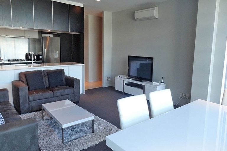 Photo of property in The Quay, 1001/332 Lambton Quay, Wellington Central, Wellington, 6011