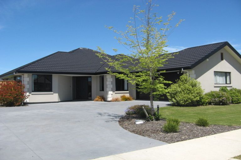 Photo of property in 37 Mistral Road, Northwood, Christchurch, 8051