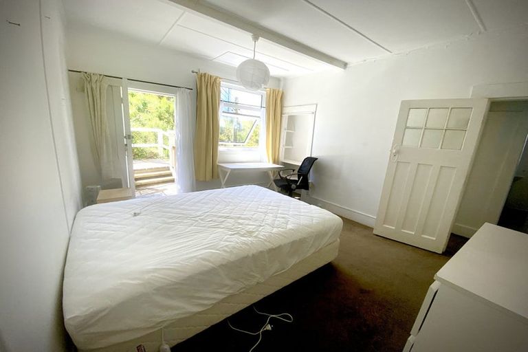 Photo of property in 5 Plunket Street, Kelburn, Wellington, 6012