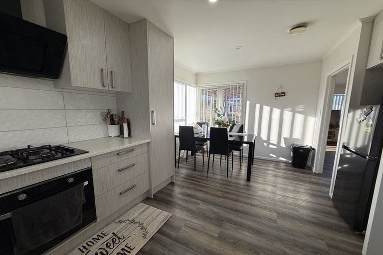 Photo of property in 40 Alma Crescent, Papakura, 2110